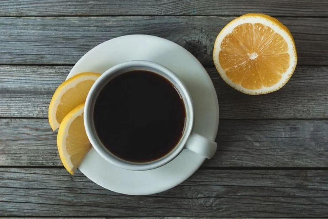 Kahve limonla birleşince mucizevi etkiler yaratıyor! Kahve ve limon karışımının bilinmeyen faydaları
