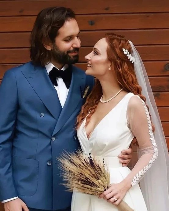Yargı'nın Neva'sı Başak Gümülcinelioğlu, Çağrı Çıtanak ile dünyaevine girdi