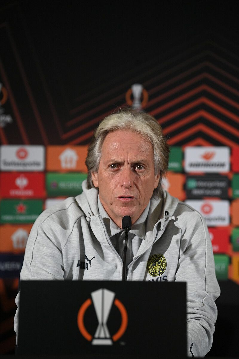Jorge Jesus'tan İrfan Can Kahveci'ye esprili yanıt