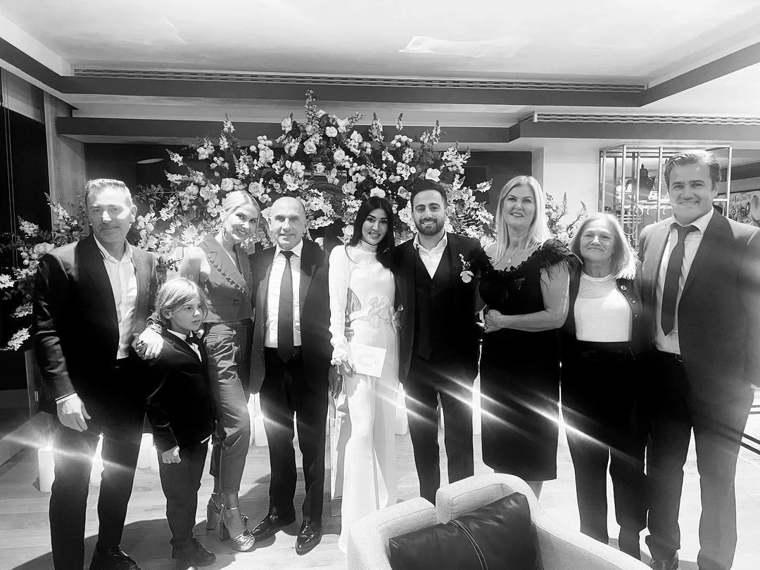 Melis Sütşurup'un kardeşi Simge Sütşurup dünyaevine girdi! Nikah şahidi Mustafa Sandal oldu