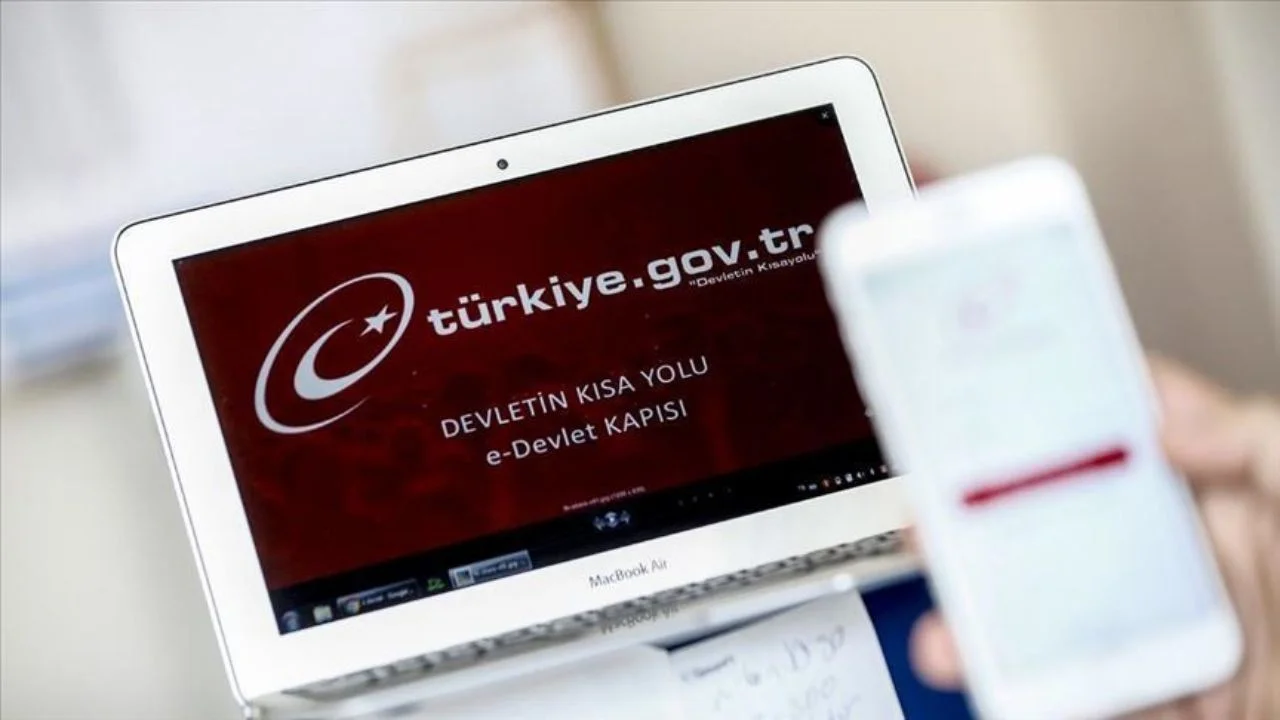 Dolandırıcılıkta yeni yöntem! E- Devlet üzerinden hemen güncellemezseniz, kendi evinizden olabilirsiniz