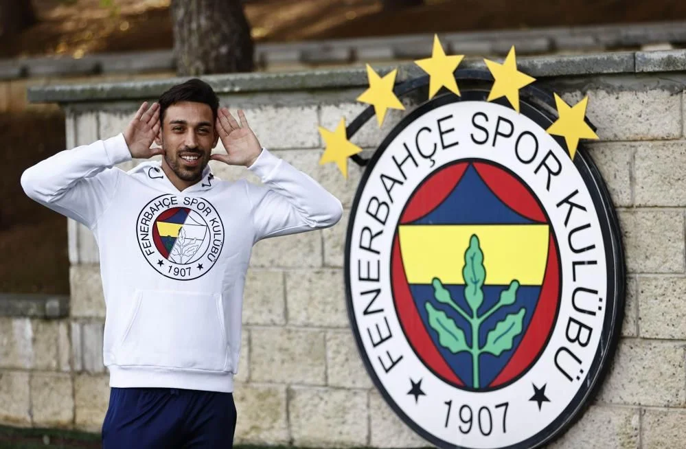 İrfan Can Kahveci'ye Kıvanç Tatlıtuğ göndermesi