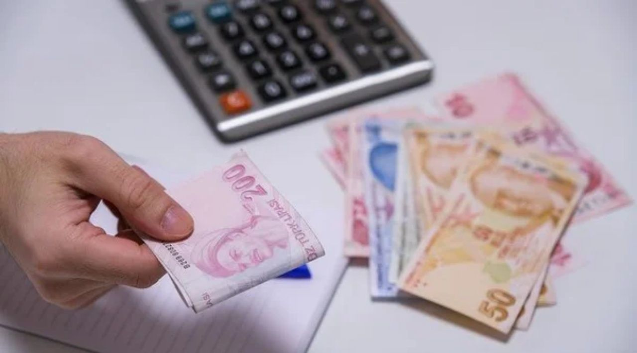 Emekli ve memurlara müjde! Zam oranı onaylandı! Bu aydan itibaren geçerli olacak