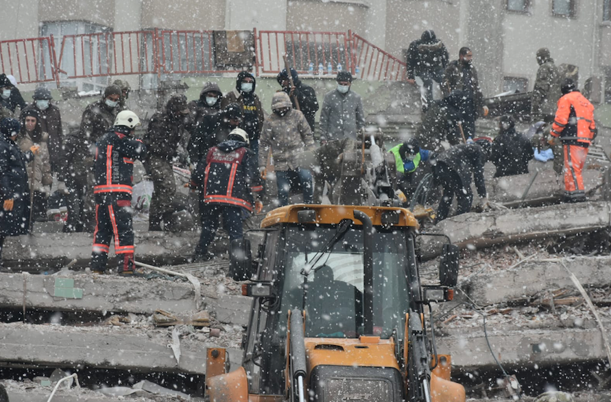 Haluk Levent deprem sonrası vatandaşları uyardı: ''Yapmayın! Etmeyin!''
