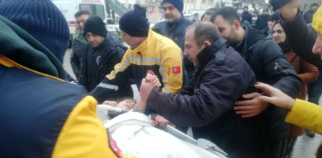 Onlar depremin mucize çocukları!