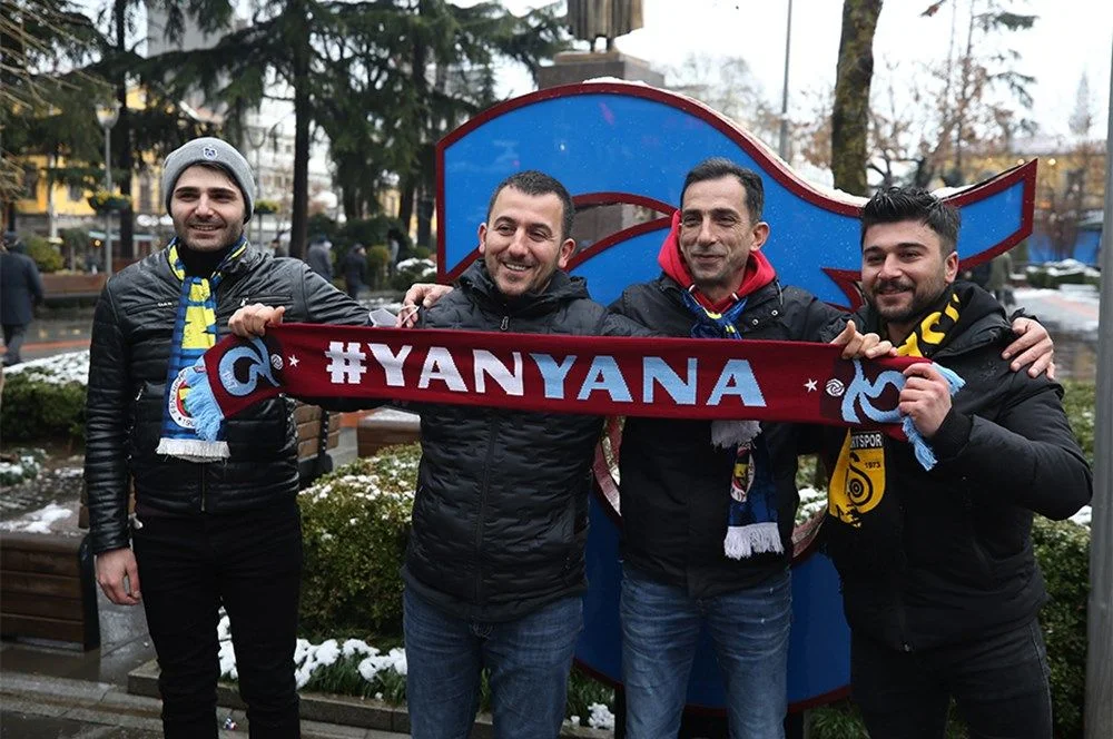Dört büyük takımın taraftarları tek yürek oldu!
