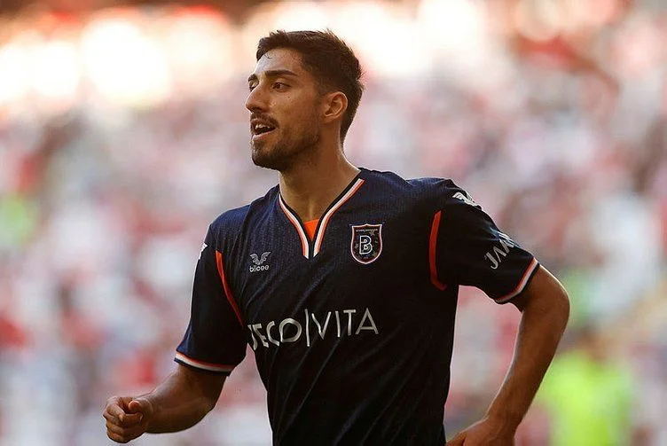 Dursun Özbek Çağdaş Atan'ın oyun planını, sistemini allak bullak etti! Süper Lig'de 2023'ün takası