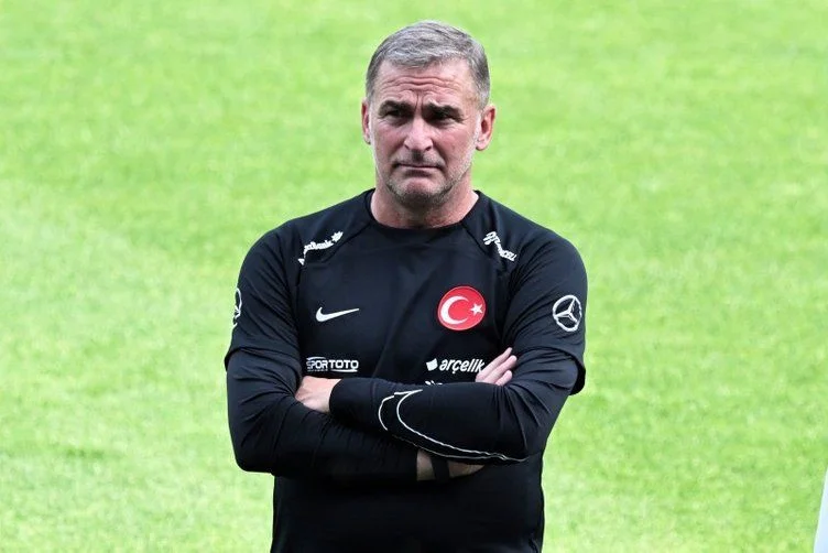Hakan Çalhanoğlu, Uğurcan Çakır ve Cengiz Ünder'den Stefan Kuntz'a operasyon!