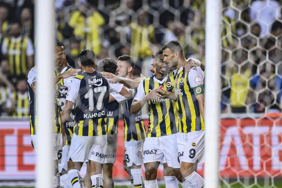 Yıldızları 70 metre geriye koşturan İsmail Kartal değil Ali Koç'muş! Yönetimden inanılmaz hamle