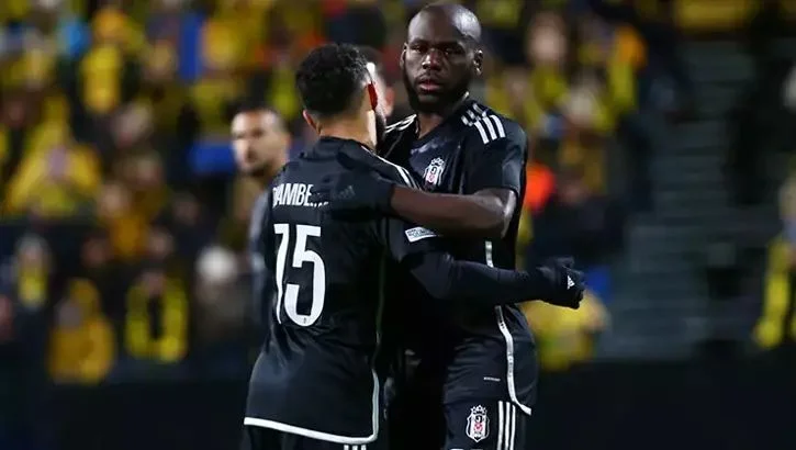 "Bunu seyredip beğenen scout gitsin rugby izlesin!" Maç sonu Beşiktaş taraftarı isyan çıkarttı! Jean Onana çıldırttı