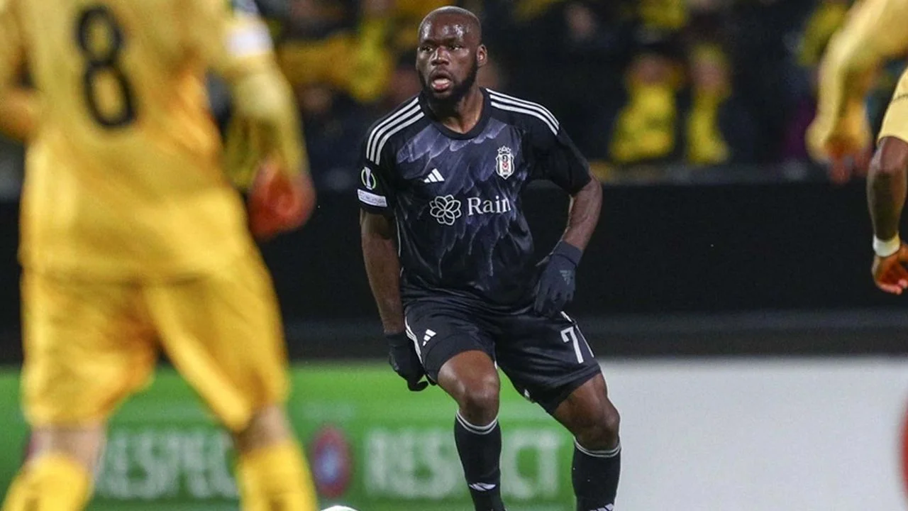 "Bunu seyredip beğenen scout gitsin rugby izlesin!" Maç sonu Beşiktaş taraftarı isyan çıkarttı! Jean Onana çıldırttı