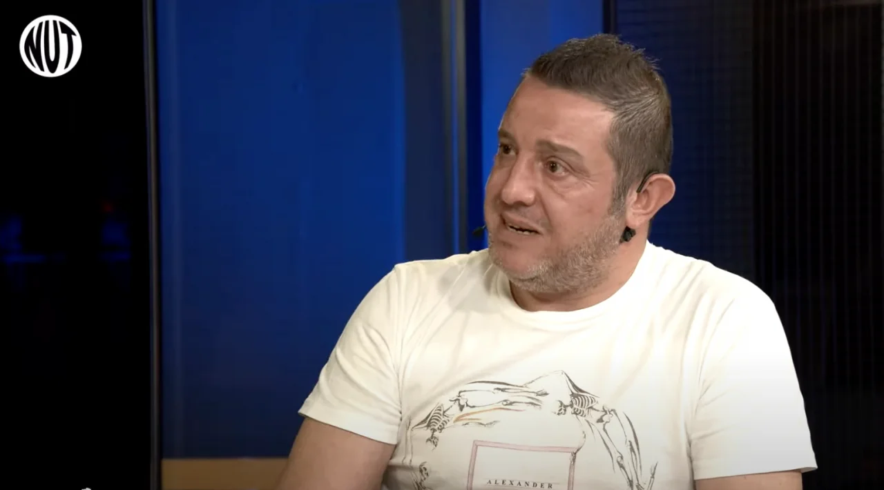 Maç sonu canlı yayında isyan etti! "Sen bu maçlar için transfer edildin! Galatasaray ligde zaten şampiyon oluyordu. Sahada yoktun ya!"