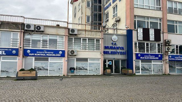 Depremin verdiği hasar görüntülendi: "Duvar yıkılmaları var"