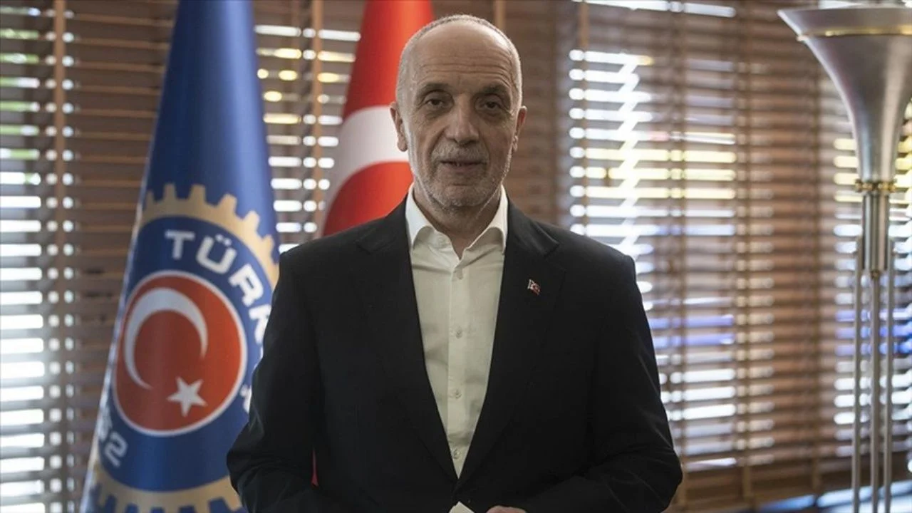 TÜRK-İŞ Başkanı Atalay'dan asgari ücret açıklaması: Sürdürülebilir bir şey değil