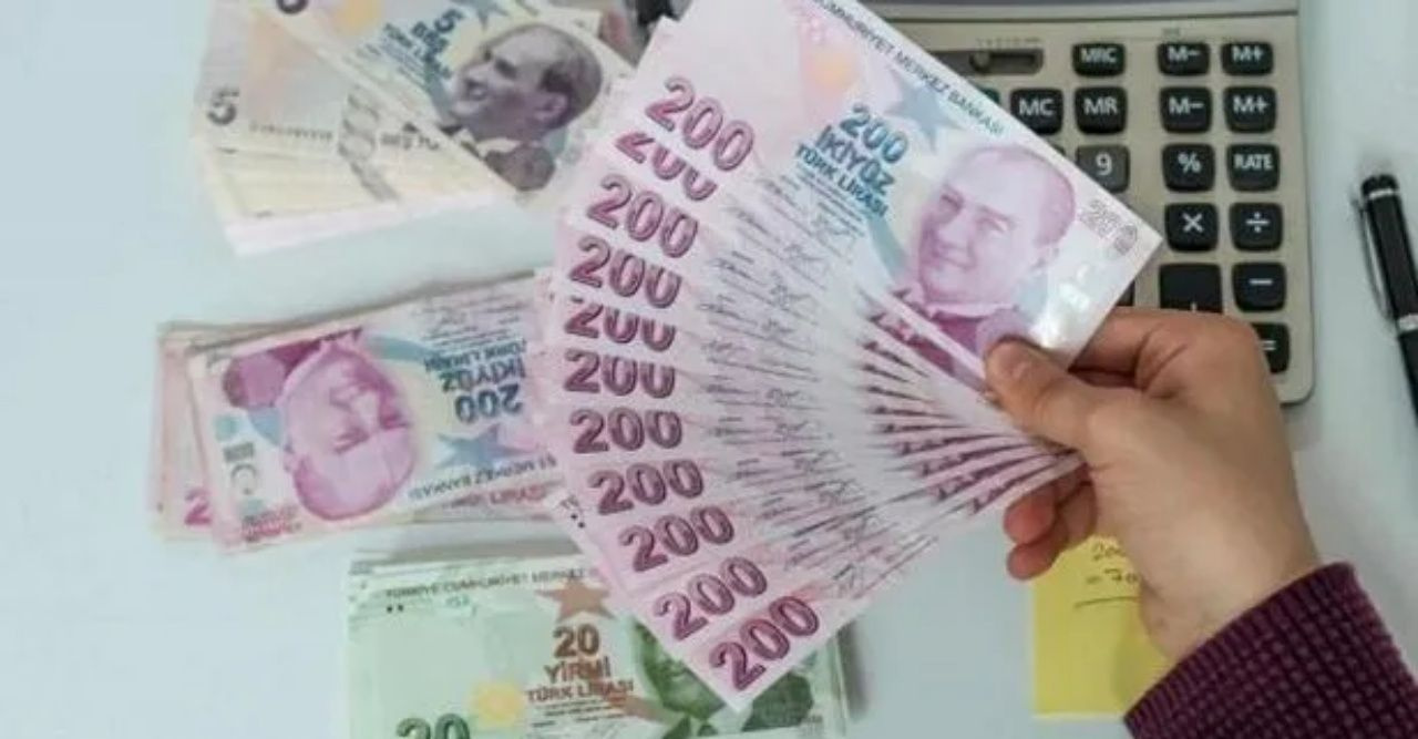 Zamlar maaşlara yansıdı! Yaşlı ve engellinin şubat maaşı zam farkıyla yatacak