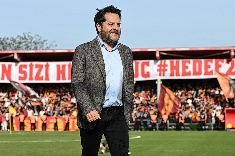 Erden Timur çıldırdı, durmaya niyeti yok! Tarihin en çok gelir elde edilen devre arası transfer dönemine kafayı taktı: Bir yıldız daha veda etmeye hazırlanıyor! Yönetimin beklentisi 10 milyon euro…