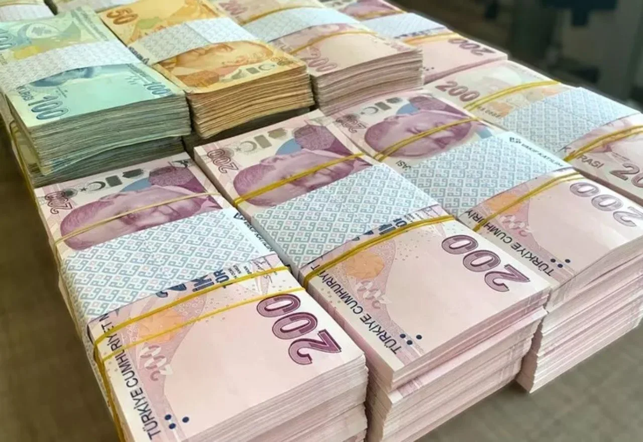 Başvurular başladı! Evlilik kredisine ilk gün 1112 kişi başvurdu