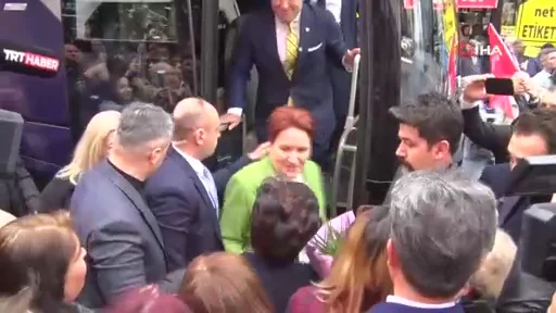 İYİ Parti lideri Akşener: "CHP'nin bu jest isteme işleminden bıktım, usandım, midem bulanıyor artık"