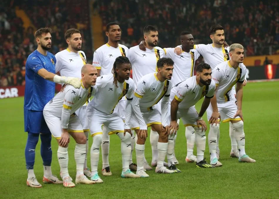 Ve Süper Lig'in şampiyonu belli oldu! Tüm analizler yapıldı, yapay zeka devreye girdi: Küme düşecek takımlar ve şampiyon olacak takım....