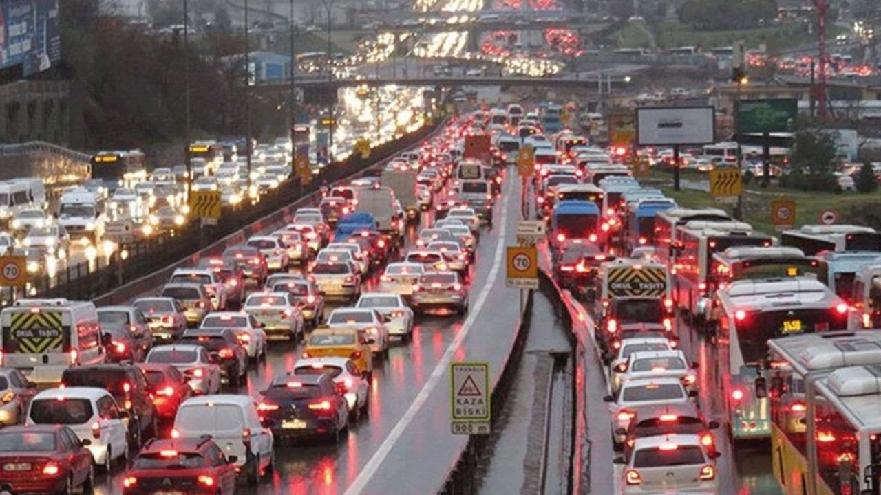 Tüm araç sahiplerini ilgilendiren uygulama devreye girdi! Artık e-Devlet üzerinden yapılacak