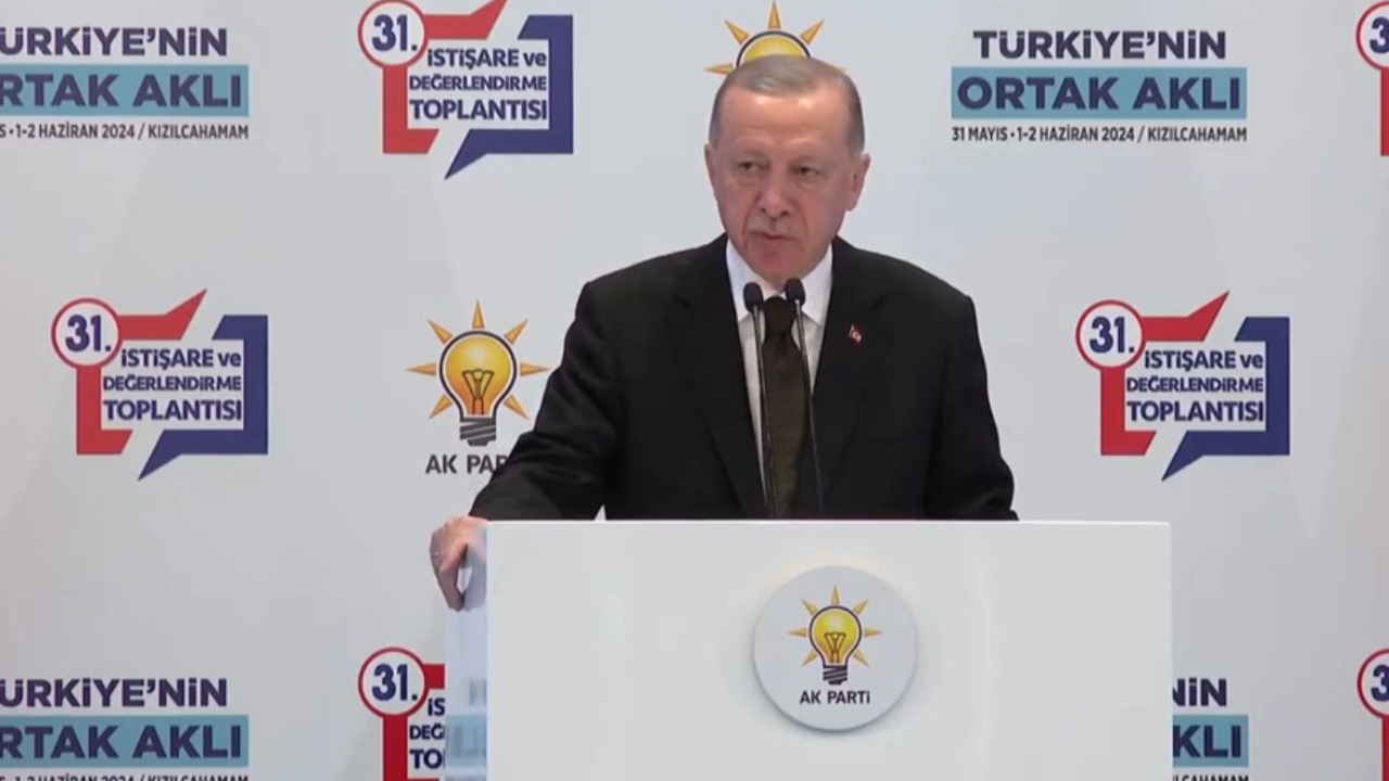 Cumhurbaşkanı Erdoğan AK Parti Kızılcahamam Kampı'nda duyurdu: Bayramdan önce CHP'ye iade-i ziyarette bulunacağım
