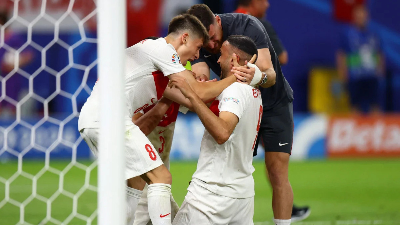 Bizim Çocuklar Çekya'yı yıktı, turun kapısını kırdı! Çekya 1 - 2 Türkiye | Maçın özeti