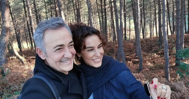 Arzum Onan ile Mehmet Aslantuğ'un oğlu Can Aslantuğ'un sevgilisi güzelliğiyle büyüledi!