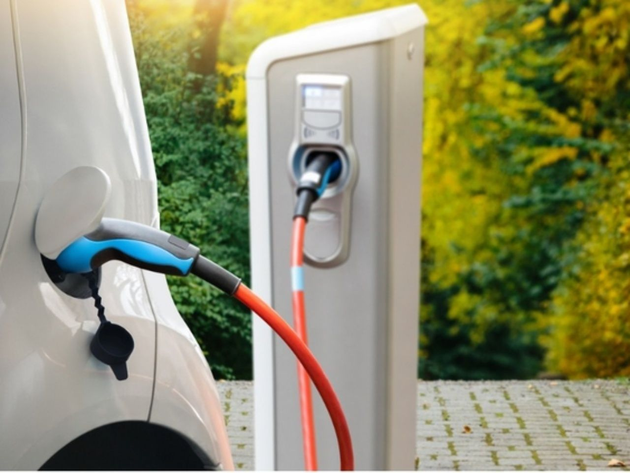 İthalat azalacak! ORGE elektrikli araçlara yerli yazılımla şarj istasyonu üretti