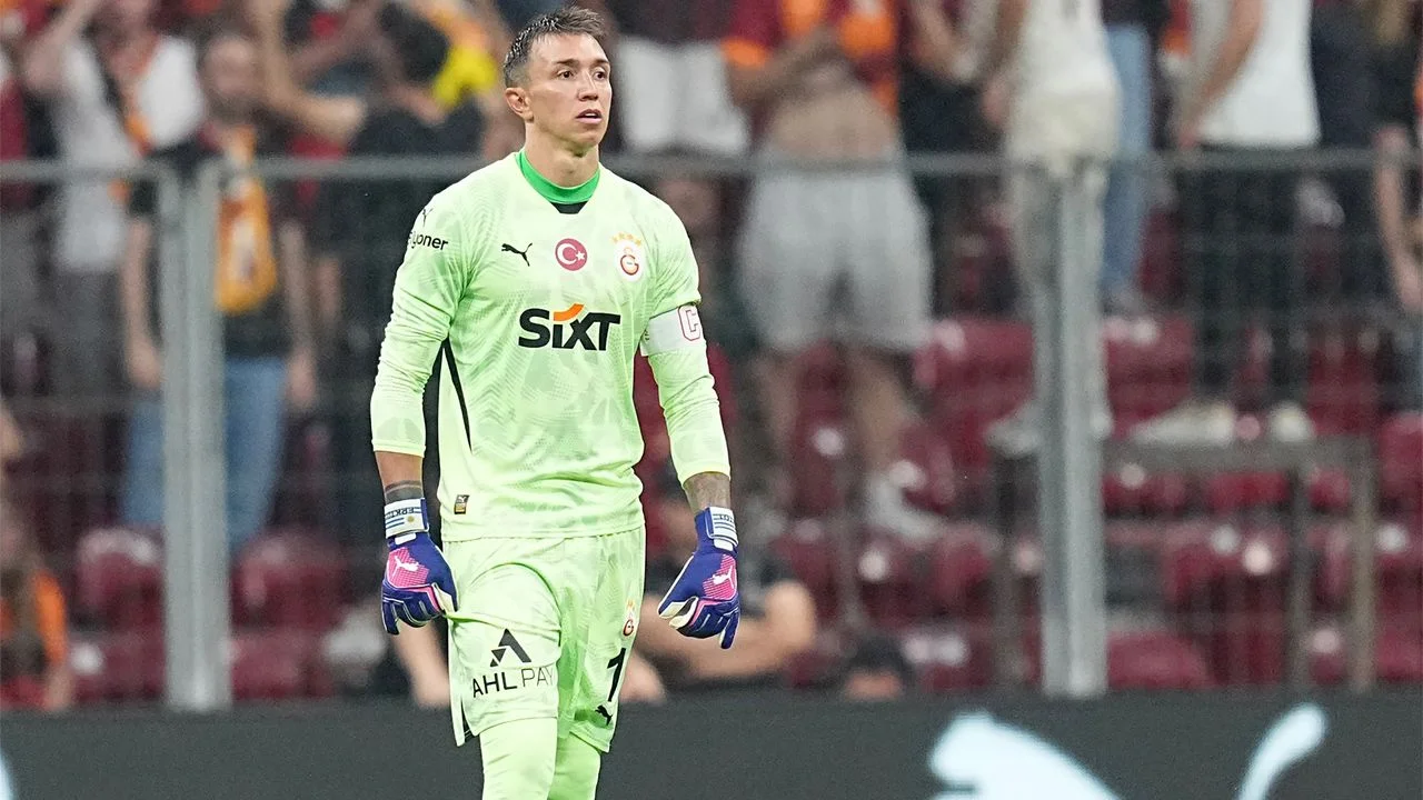 Güle güle Fernando Muslera! İşte Galatasaray'ın dünyaca ünlü yeni kalecisi: Taffarel bizzat devreye girip işi bitirecek