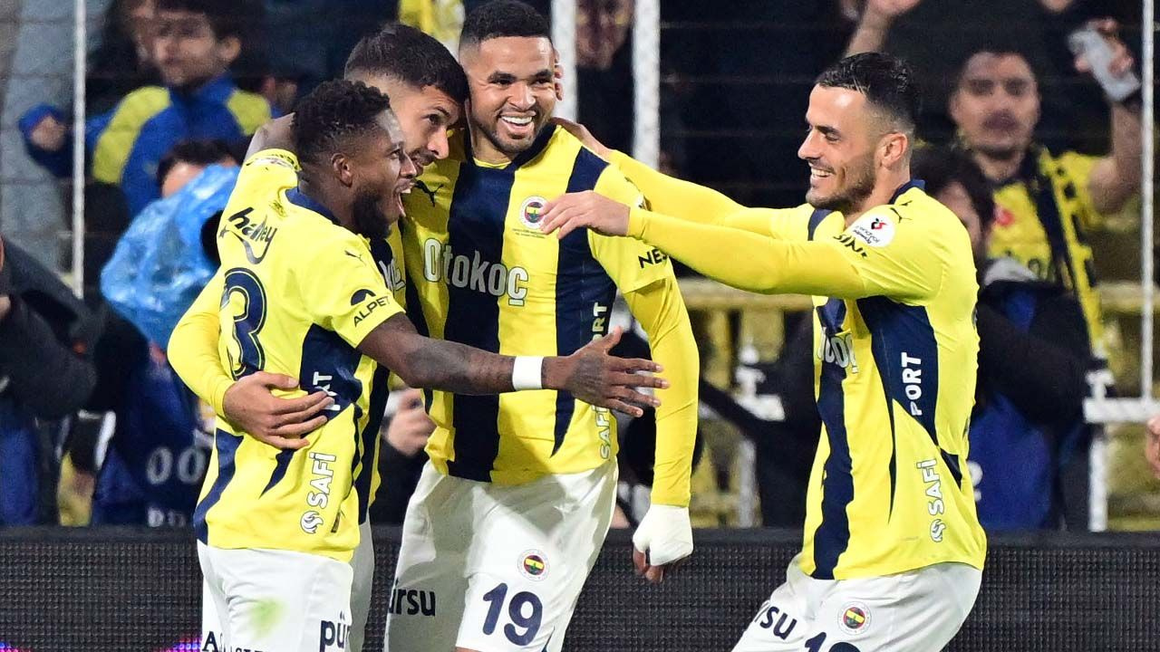 "Yapı artık Fenerbahçe lehine çalışmaya başladı! Gaziantep'in tam 3 penaltısı verilmedi! Bana bunun açıklamasını hiç kimse yapamaz"