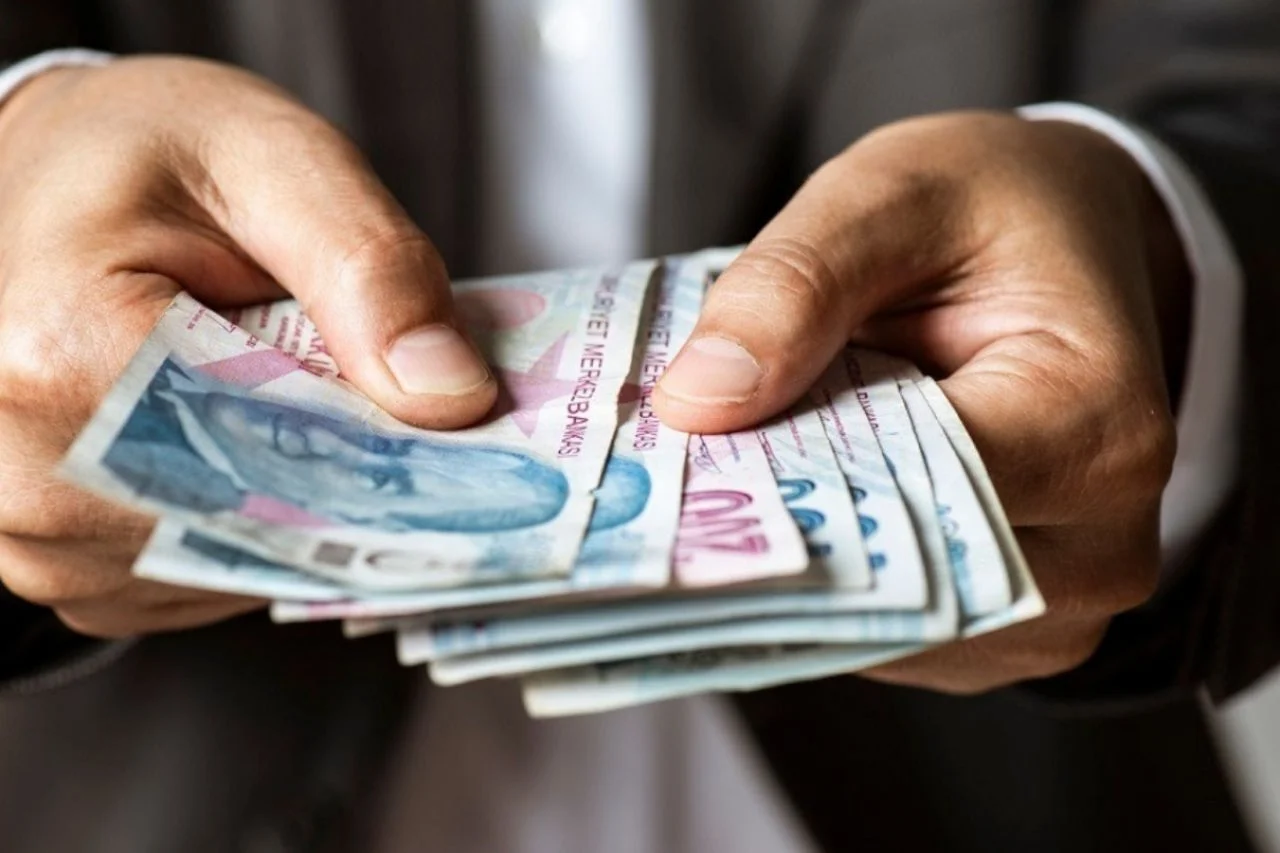 Memur ve emeklinin 6 aylık zam oranı netleşti! İşte kalem kalem zamlı maaş listesi