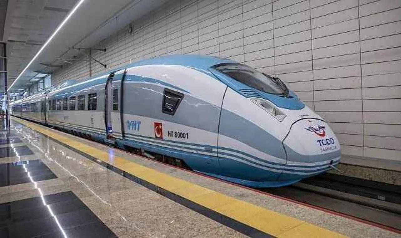 Biletlere zam geldi! Yüksek Hızlı Tren (YHT) fiyatları belli oldu!