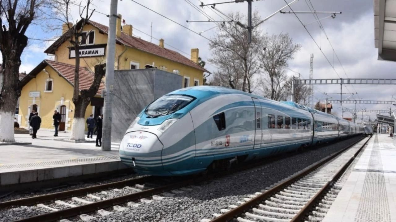 Biletlere zam geldi! Yüksek Hızlı Tren (YHT) fiyatları belli oldu!