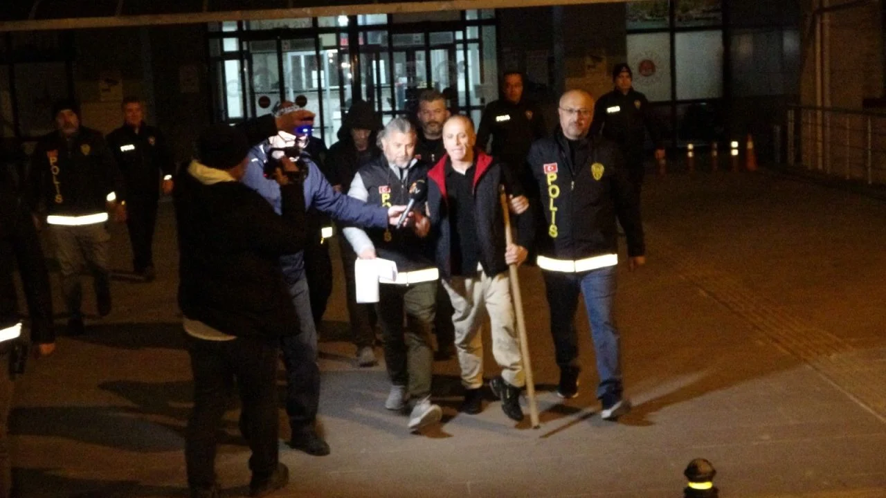 Hem suçlu hem güçlü! Milyonlarca TL dolandırdı! Tutuklanan Manavgat üfürükçüsünün sözleri şoke etti!