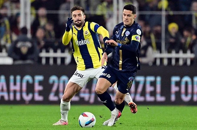Derbi öncesi Fenerbahçeli taraftarları telaşlandıracak Anderson Talisca tespiti: Net bir şekilde görünüyor!
