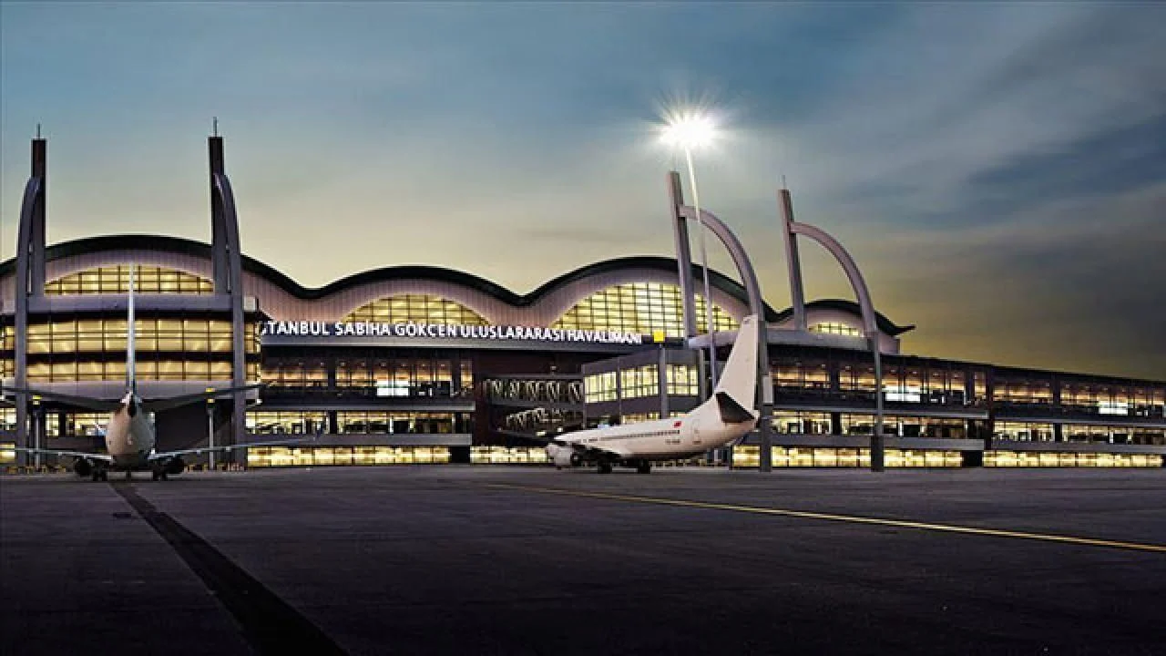 Sabiha Gökçen'de kriz anları! Pilot ile kule konuşmaları ortaya çıktı: 15 dakikalık yakıtımız kaldı