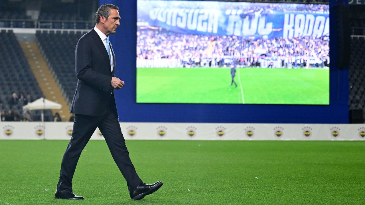 Fenerbahçe'ye 3 milyar TL'lik dev sponsor! Rekor kıran anlaşma: Yeni stat ismi belli oldu