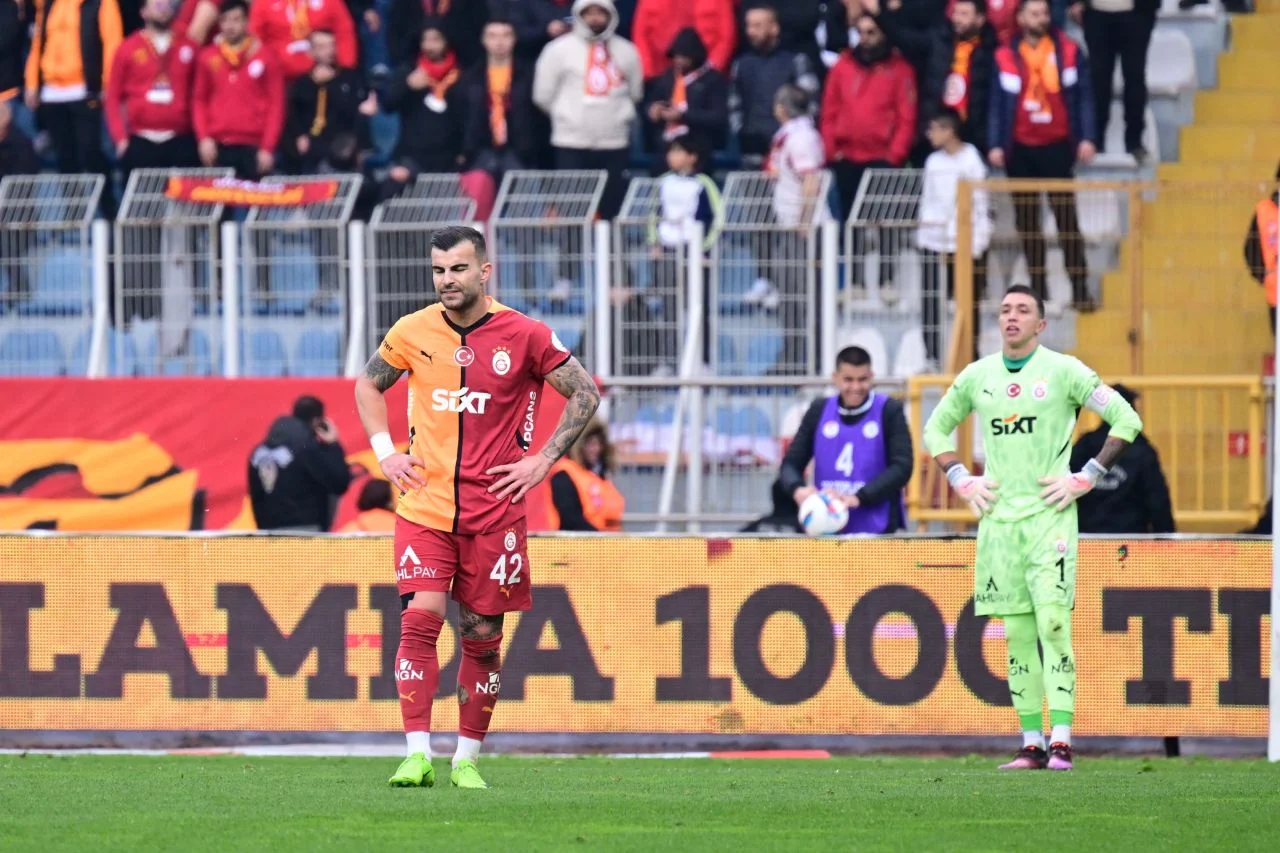 "Okan Buruk tükenmişlik sendromu yaşıyor" dedi ve Galatasaray için şampiyonluğu getirecek formülü açıkladı: Ali Dürüst ve Abdurrahim Albayrak göreve!