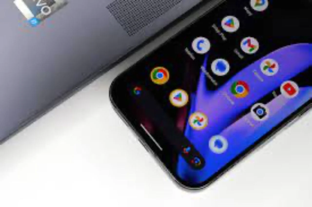 Android kullanıcıları için büyük tehlike! Popüler uygulamada casus yazılım tespit edildi