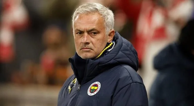 Fenerbahçe Avrupa'da Tarih Yazmaya Hazır! Mourinho'nun Rangers Rövanş 11'i Belli Oldu! Tur İçin Tek Yürek!