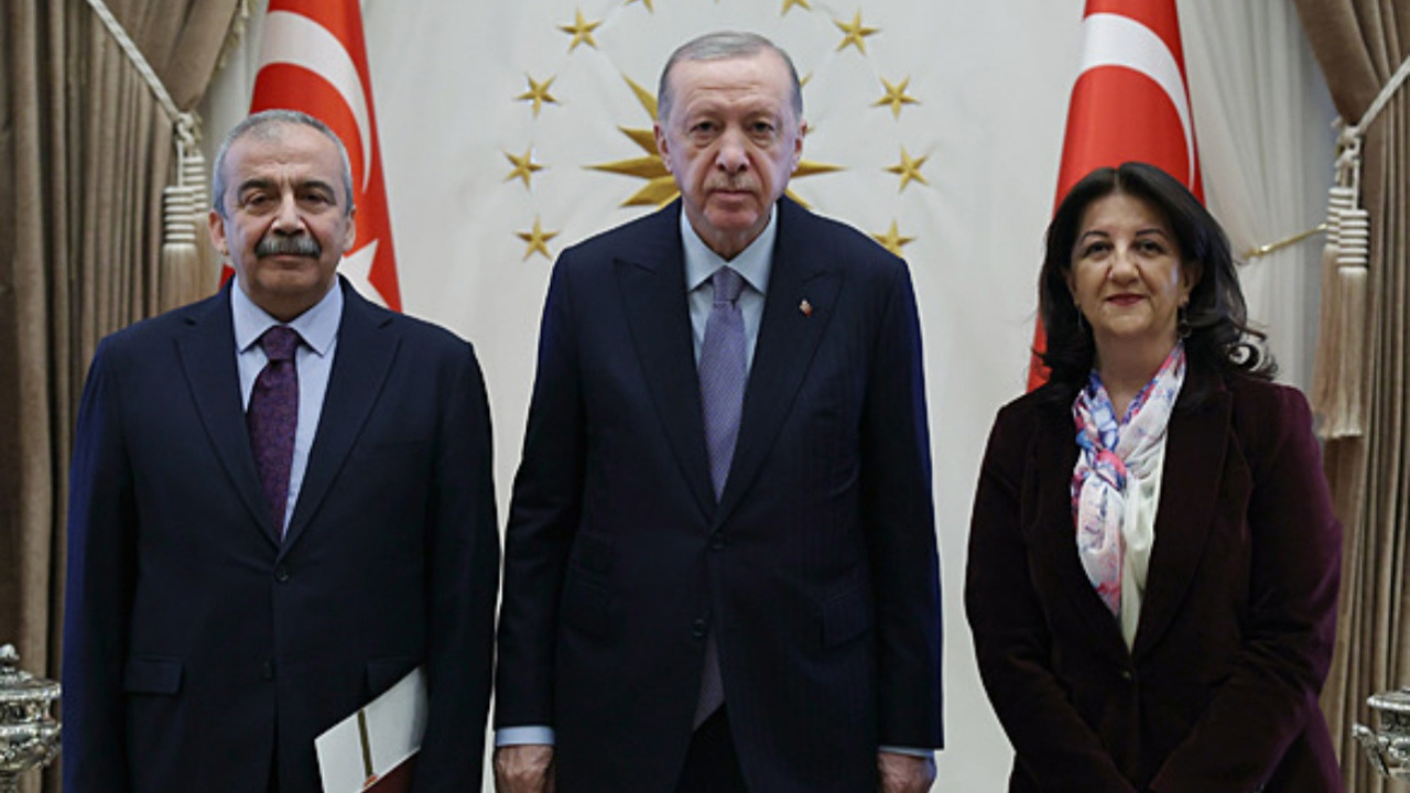 Manipülasyon balonu patladı! "DEM Parti heyeti 13 talepte bulundu" iddiası yalanlandı!