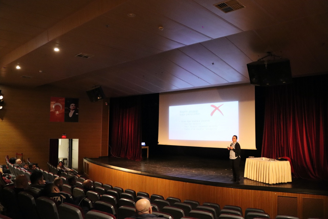 Maltepe Belediyesi’nden personele özel eğitim! Stres ve öfke kontrolü