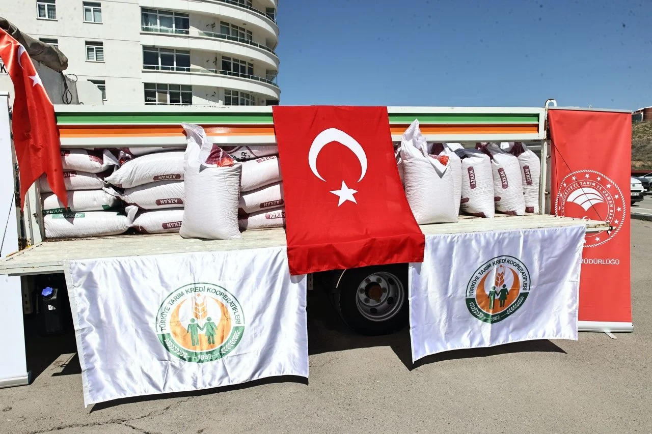 Sivas’ta çiftçilere dev destek: 285 ton nohut tohumu dağıtıldı