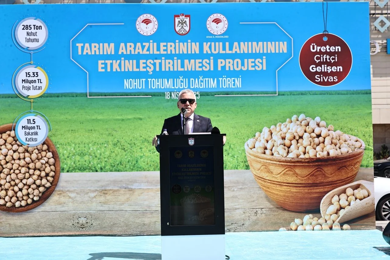 Sivas’ta çiftçilere dev destek: 285 ton nohut tohumu dağıtıldı