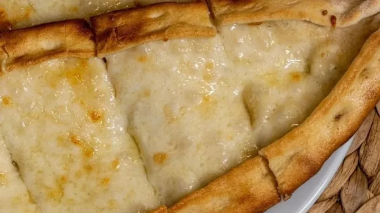 Bakanlıktan eritme peynir düzenlemesi! Kaşarlı pide ve tost tarihe karışıyor