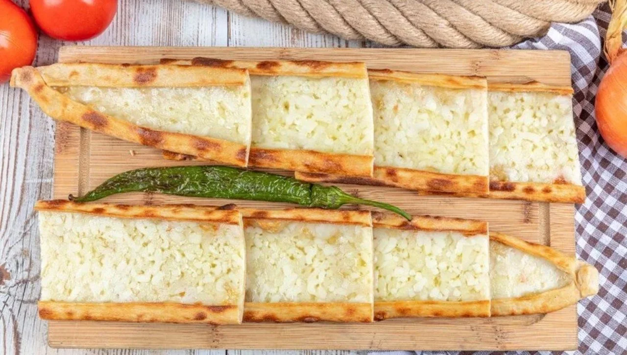 Bakanlıktan eritme peynir düzenlemesi! Kaşarlı pide ve tost tarihe karışıyor