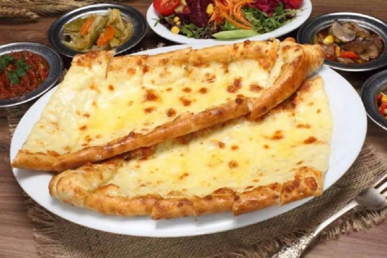 Bakanlıktan eritme peynir düzenlemesi! Kaşarlı pide ve tost tarihe karışıyor