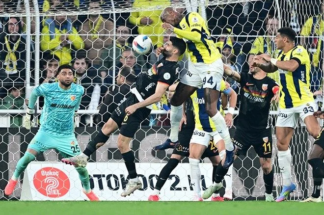 Nihat Kahveci "Yapılacak tek şey var" dedi ve Ali Koç'a bomba bir çağrıda bulundu!