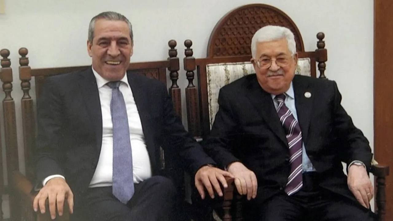 Mahmud Abbas "halefini" seçti, Hüseyin Eş-Şeyh FKÖ Başkan Yardımcılığı'na getirildi