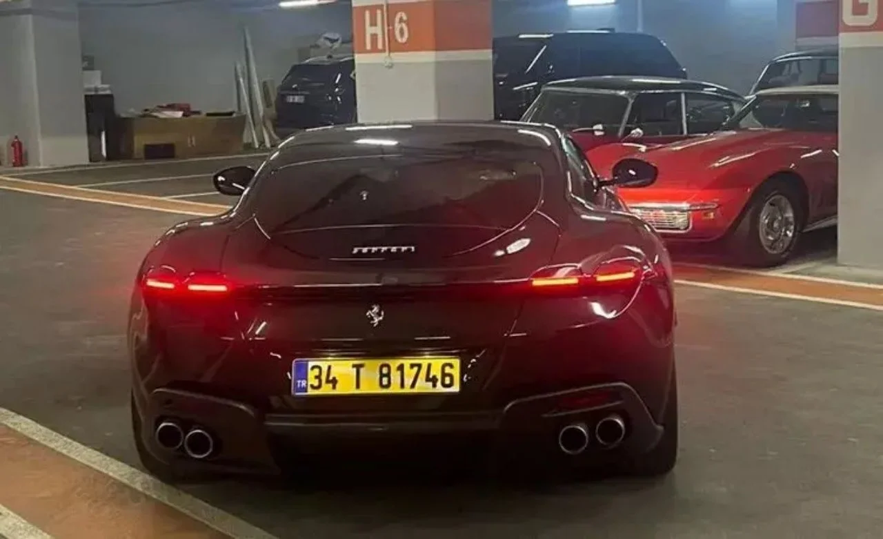 İstanbul'da yolsuzluk operasyonu! Lüks otomobilleri otoparkta gizlediler, milyonluk araçlara el konuldu